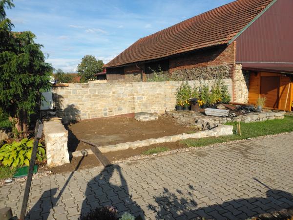 Stavba nové pergoly a bourání staré 20.7.2024 — 8