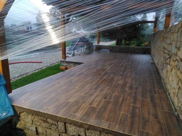 Stavba nové pergoly a bourání staré 20.7.2024 — 35